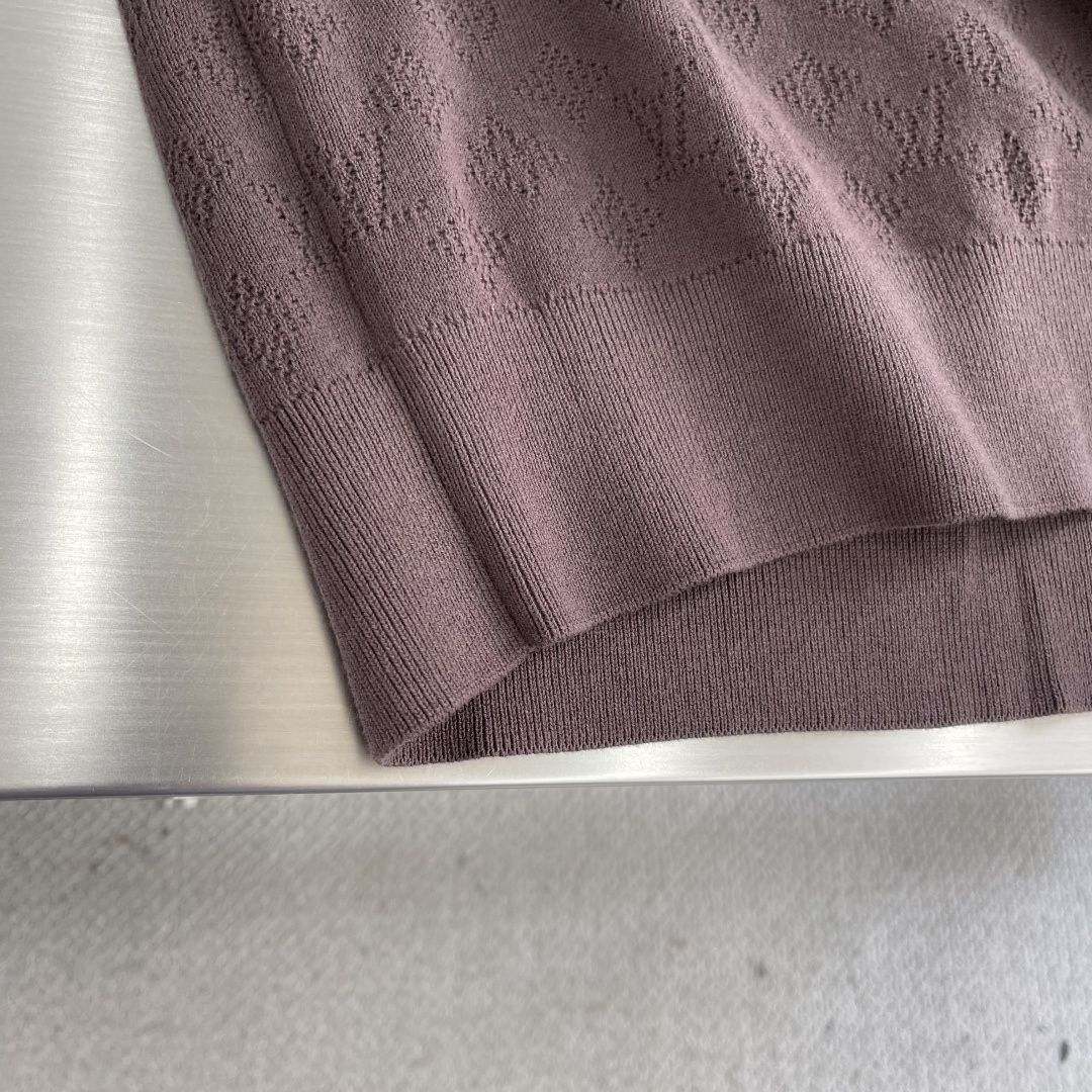 -驴家 2025秋冬系列针织毛衣尺码: M-3XL 微阔版型亲肤柔软 保暖性好 抗起球 上身时尚潮流 🔥