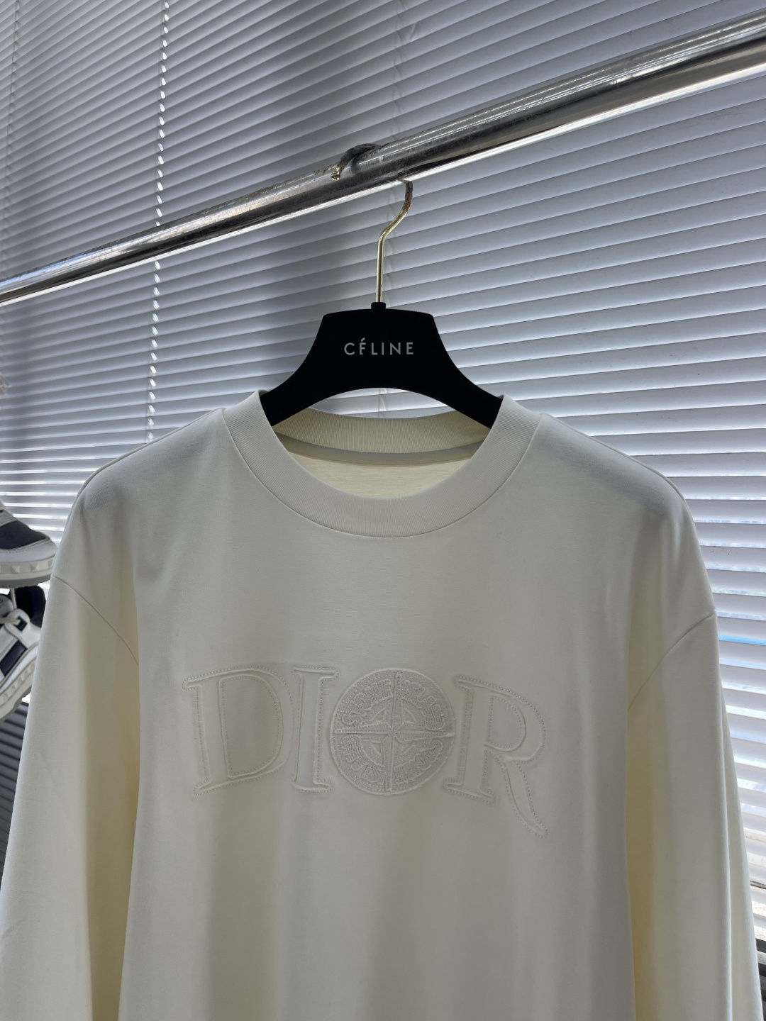 -Dio 2025秋冬系列休闲长袖T恤码数：M-5XL 微阔版型潮流罗马磨毛。面料表面刷毛做磨毛工艺与特