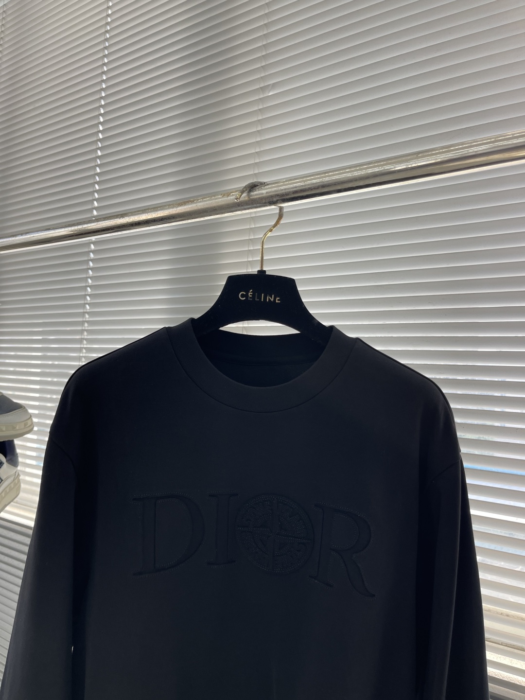 -Dio 2025秋冬系列休闲长袖T恤码数：M-5XL 微阔版型潮流罗马磨毛。面料表面刷毛做磨毛工艺与特