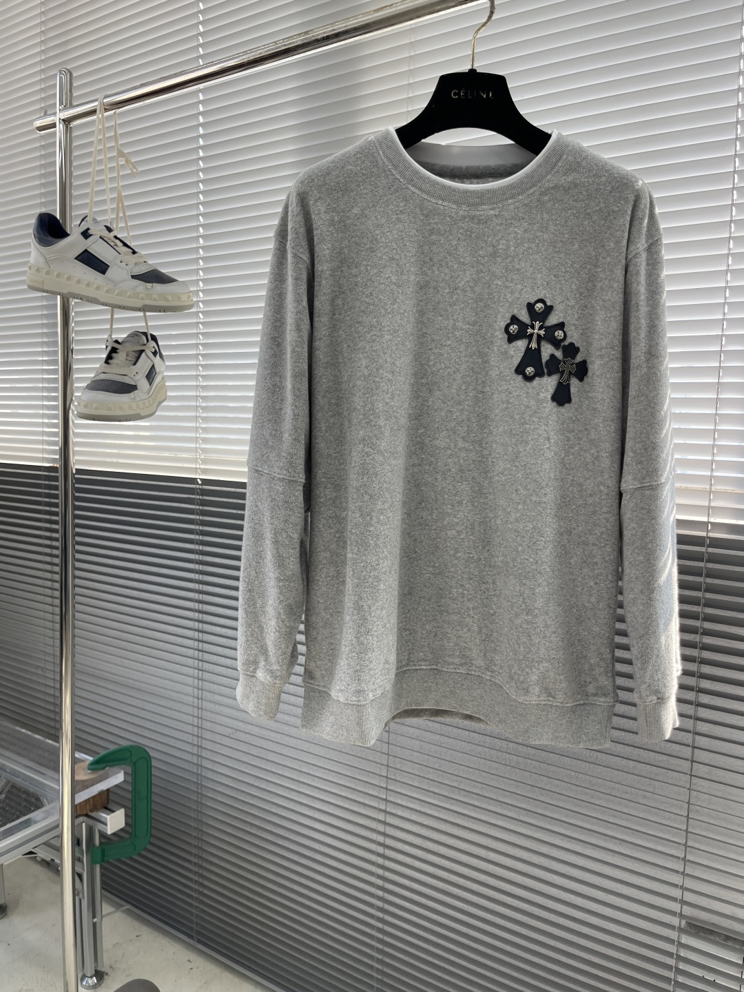 -CH 克罗心 新款秋冬打底卫衣，街头与户外的碰撞～～大家都知道这款长袖采进口面料制成．采用进口专机立体