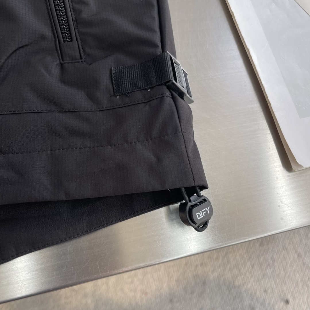 -🐦 鸟家 软壳冲锋衣 重磅新品‼️25FW 冲锋衣 外套 采用结实舒适经编科技GORE-TEX面料 仿