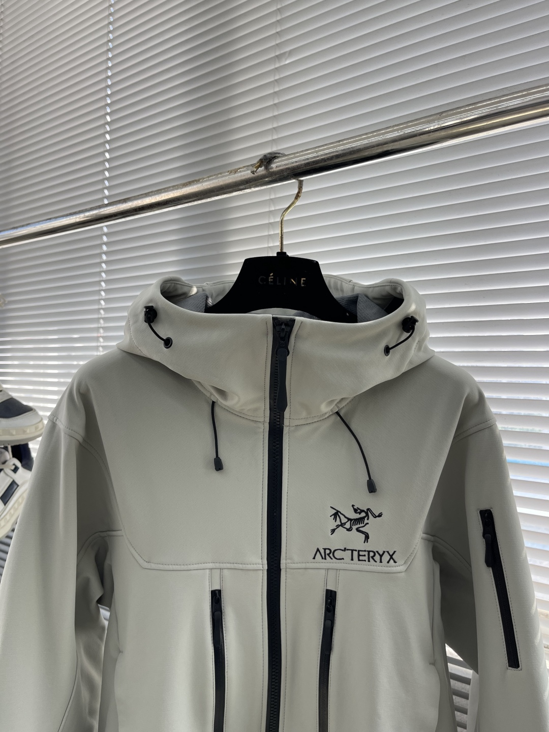 -🐦 鸟家 软壳冲锋衣 重磅新品‼️25FW 冲锋衣 外套 采用结实舒适经编科技GORE-TEX面料 仿