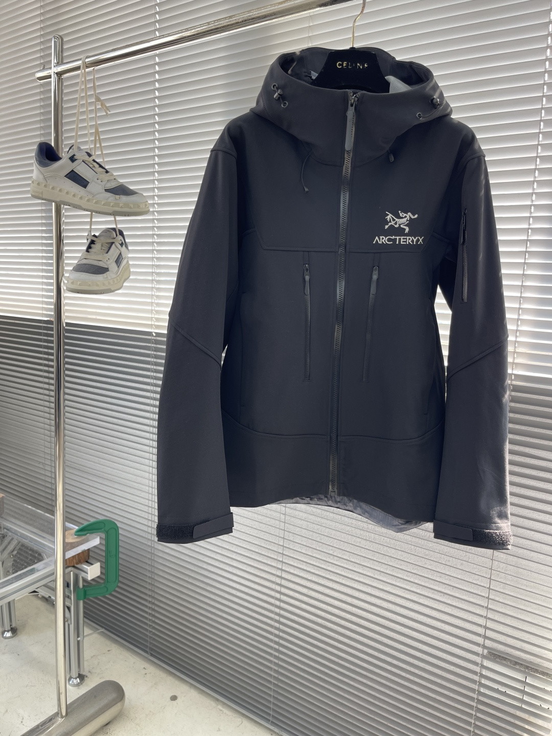 -🐦 鸟家 软壳冲锋衣 重磅新品‼️25FW 冲锋衣 外套 采用结实舒适经编科技GORE-TEX面料 仿