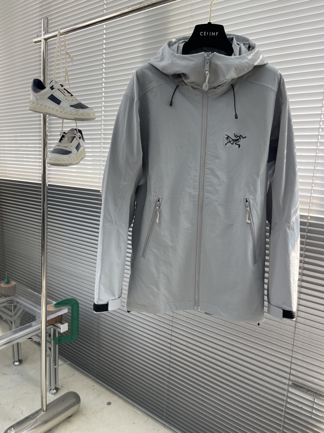 -🐦 鸟家 软壳冲锋衣 重磅新品‼️25FW 冲锋衣 外套 采用结实舒适经编科技GORE-TEX面料 仿