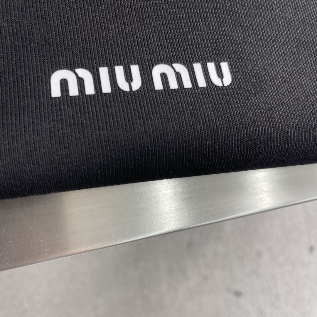 -MIUMIU 新款Polo长袖。定制420克面料 男女同款 码数：S-XXL