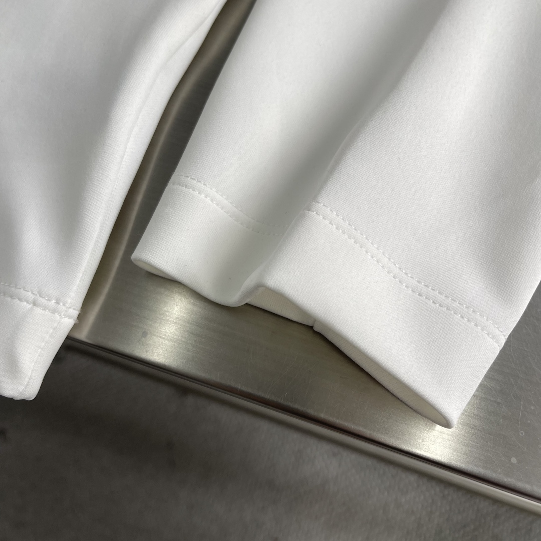 -BBR 25fw新款长袖T恤 立体硅胶工艺 男女同款 码数：S-XXL