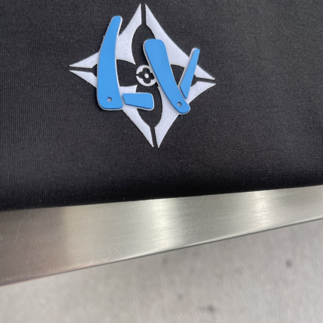 -驴牌 2025早秋圆领长袖，双层螺纹领口，肩部通肩压条，莫代尔混纺面料舒适透气 男女同款 码数：S-X