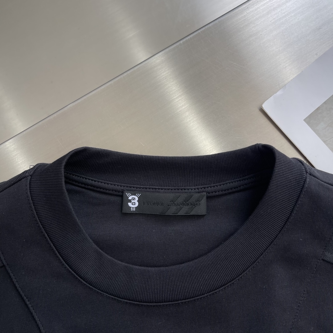 -Y-3 Yamamoto山本耀司 秋冬新款Y3长袖T恤。拼接罗纹设计新颖且极具辨识度，宽松版型个性立体