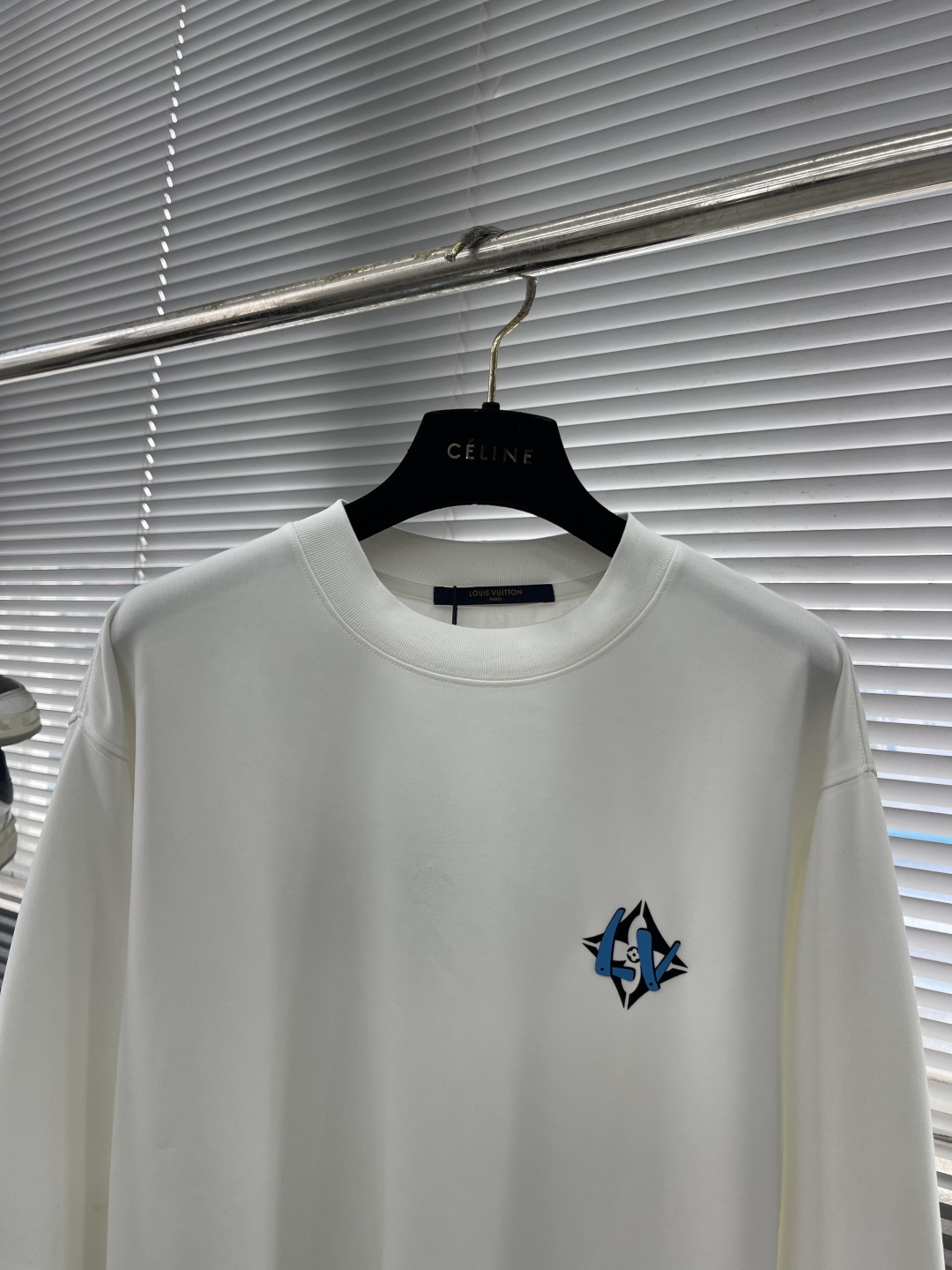 -驴牌 2025早秋圆领长袖，双层螺纹领口，肩部通肩压条，莫代尔混纺面料舒适透气 男女同款 码数：S-X