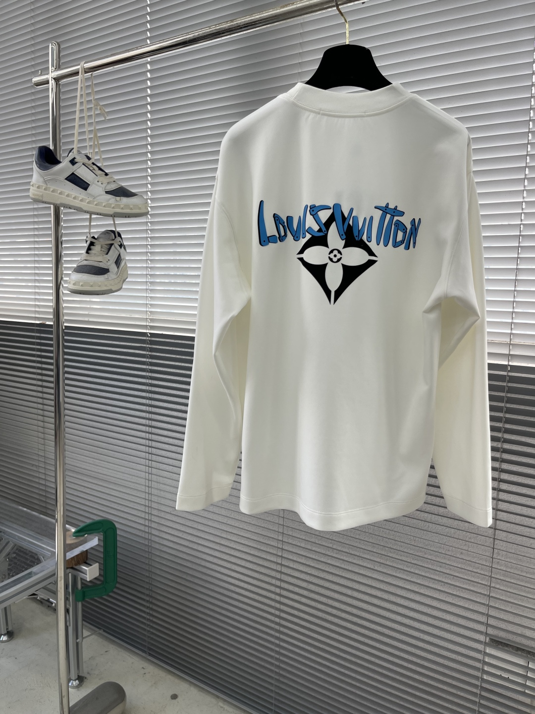 -驴牌 2025早秋圆领长袖，双层螺纹领口，肩部通肩压条，莫代尔混纺面料舒适透气 男女同款 码数：S-X