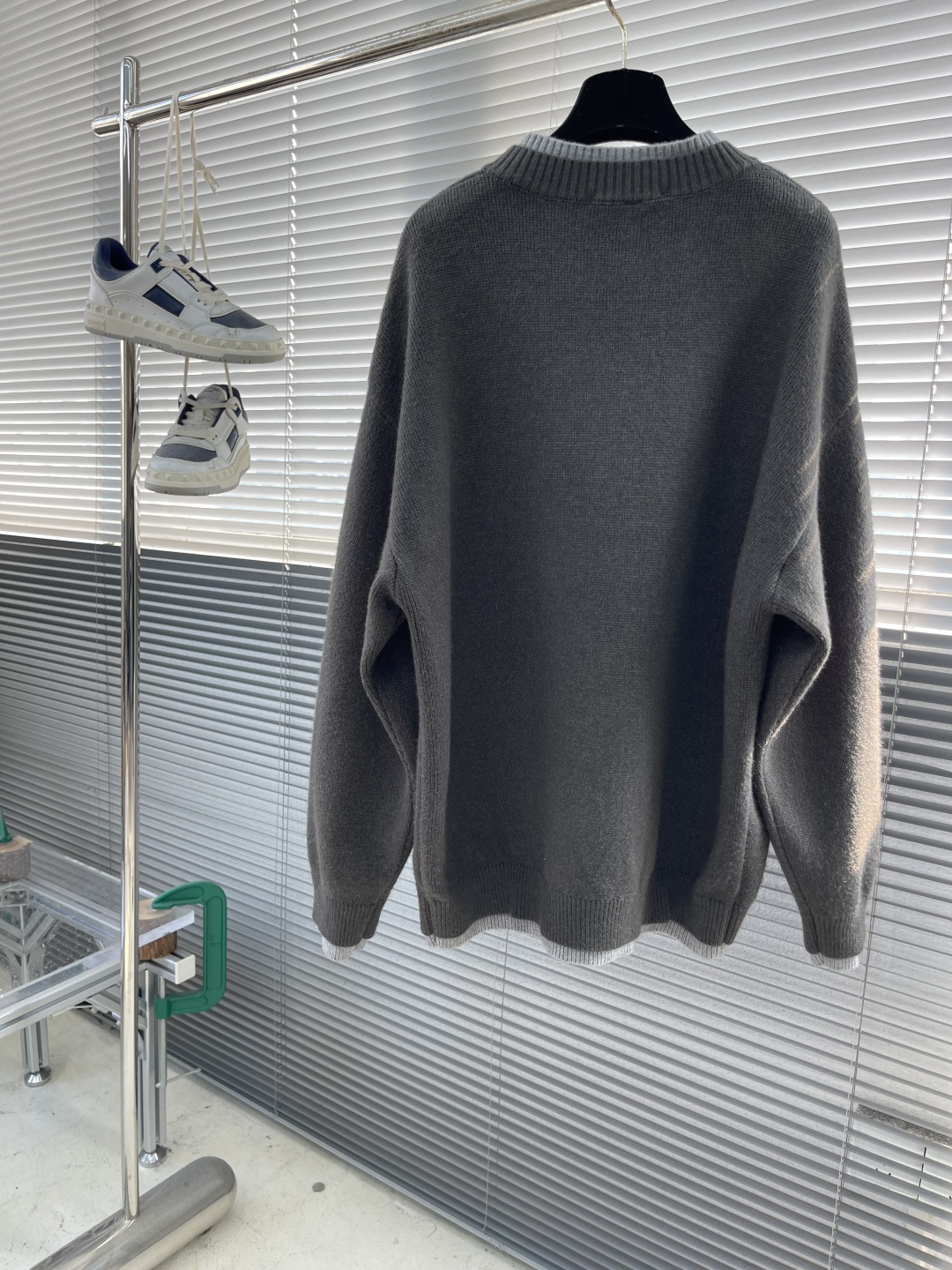 -Dio 假两件‼️开衫毛衣精选混纺优质35%抗起球腈纶30%聚酯纤维19.6%聚酯15.4%锦纶是性能