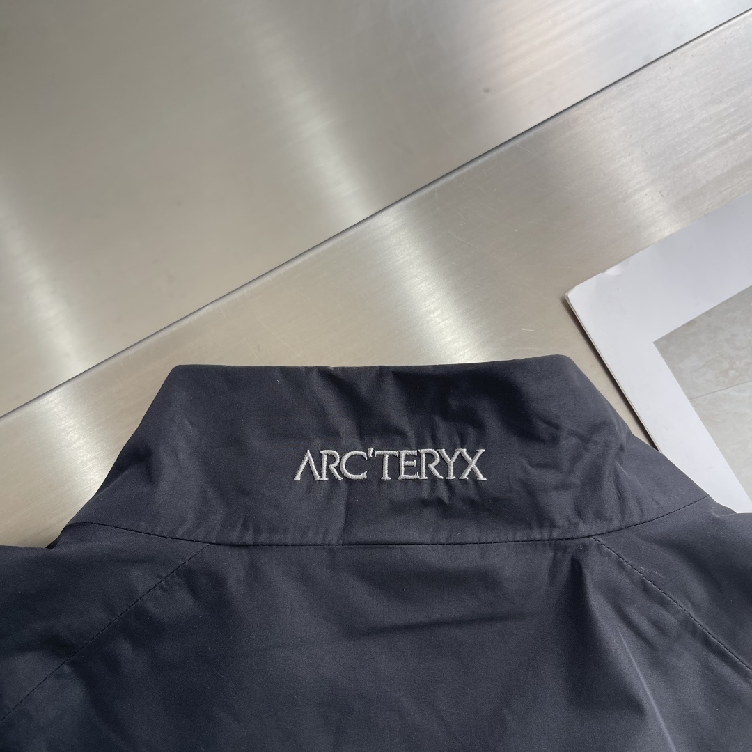 -🐦 鸟家 Kadin 立领 通勤之王 商务行政 首选越南回货 gtx 白标，防风，防雨，防水，耐磨耐造