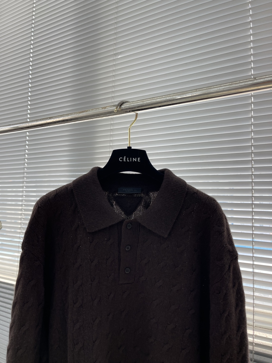 -PRAD 25ss新款纯色翻领套头长袖毛衣 男款 棕色码数：S.M.L.XL衣长65676971胸围 