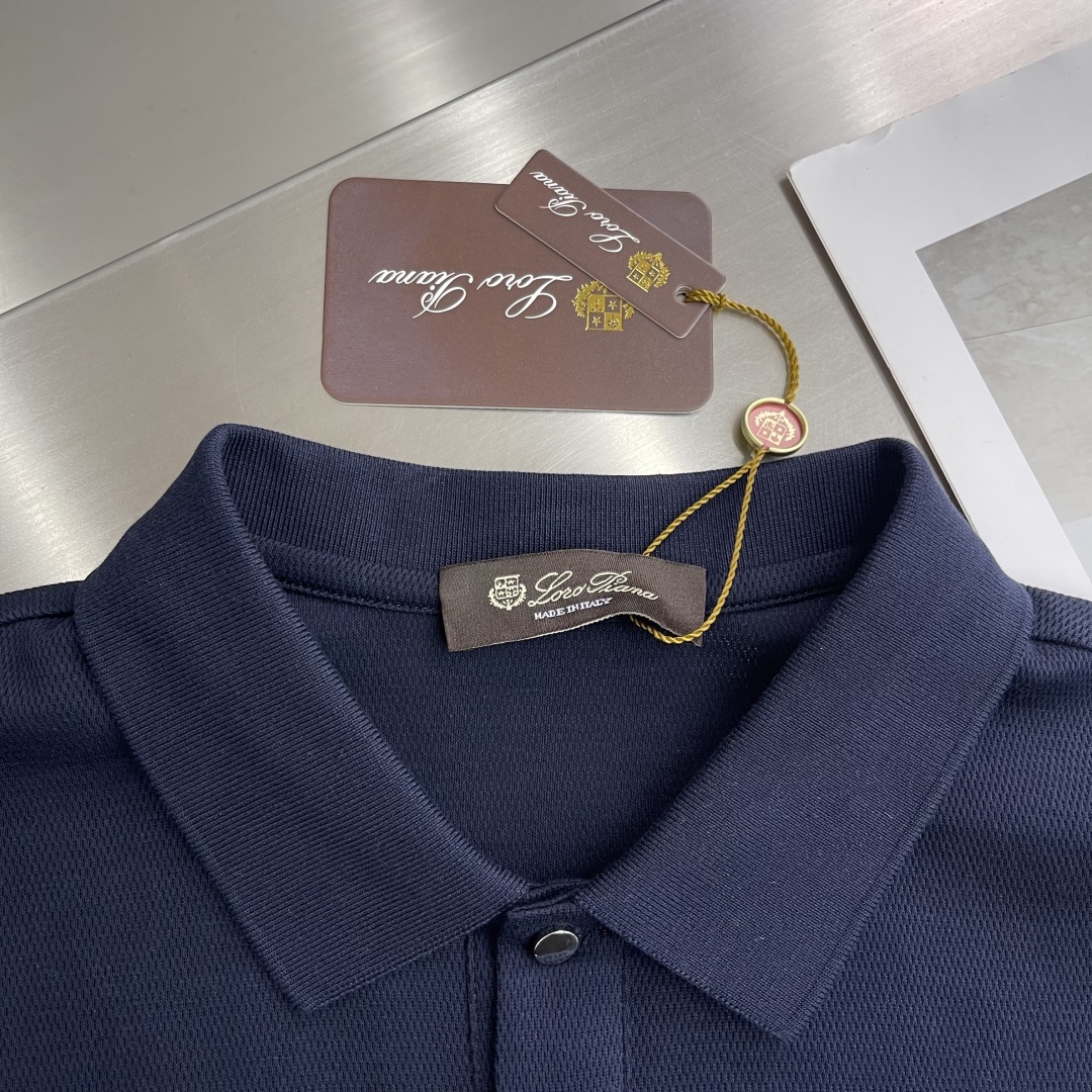 -KITON 25SS春夏新款科技纤维混纺针织翻领短Tee,臂袖三色织带嵌花针织短袖Polo衫!贸易公司