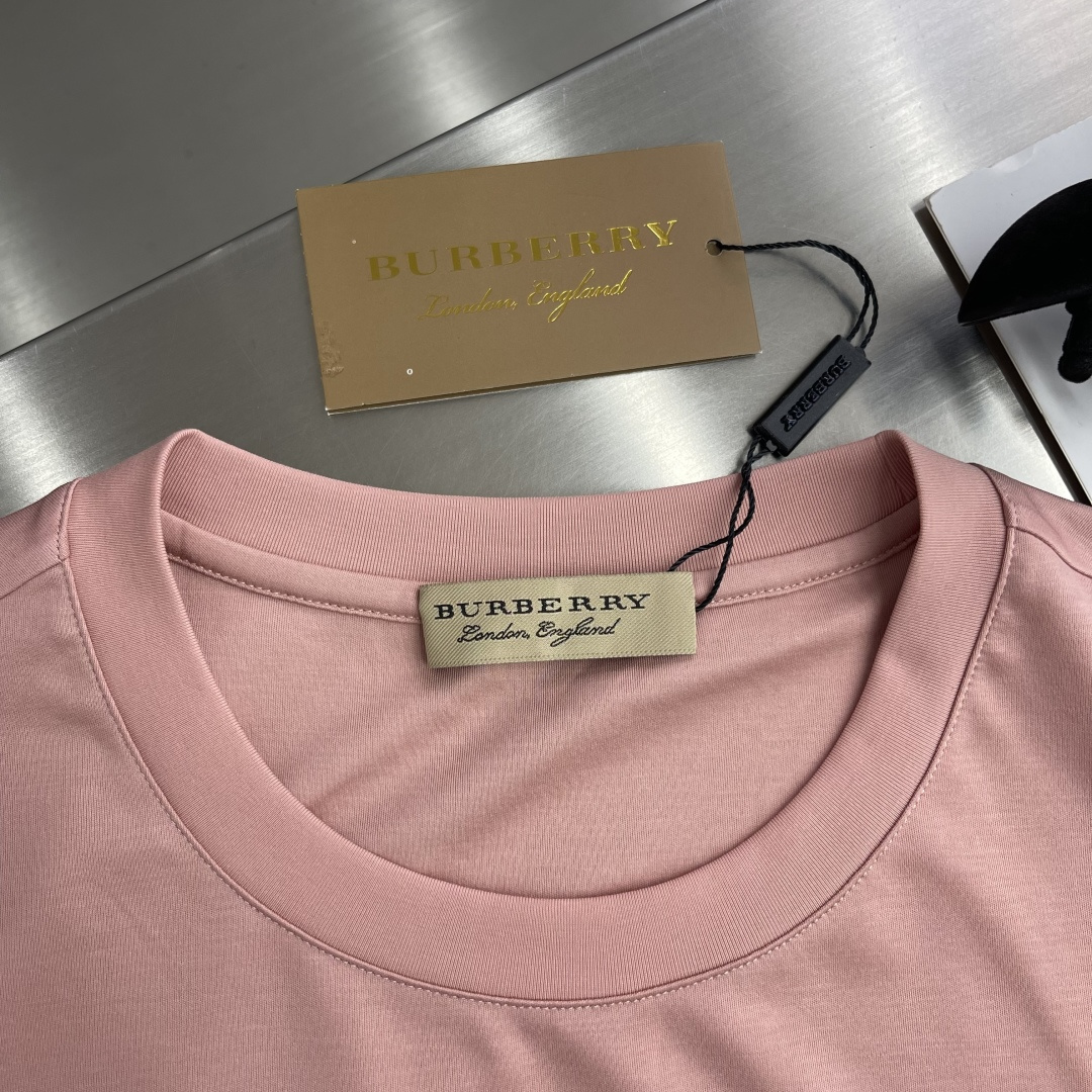 -BBR 100%纯正血统品质，2025春夏新品战马刺绣标识男士商务休闲简约圆领短袖T恤！颇具法式风格的