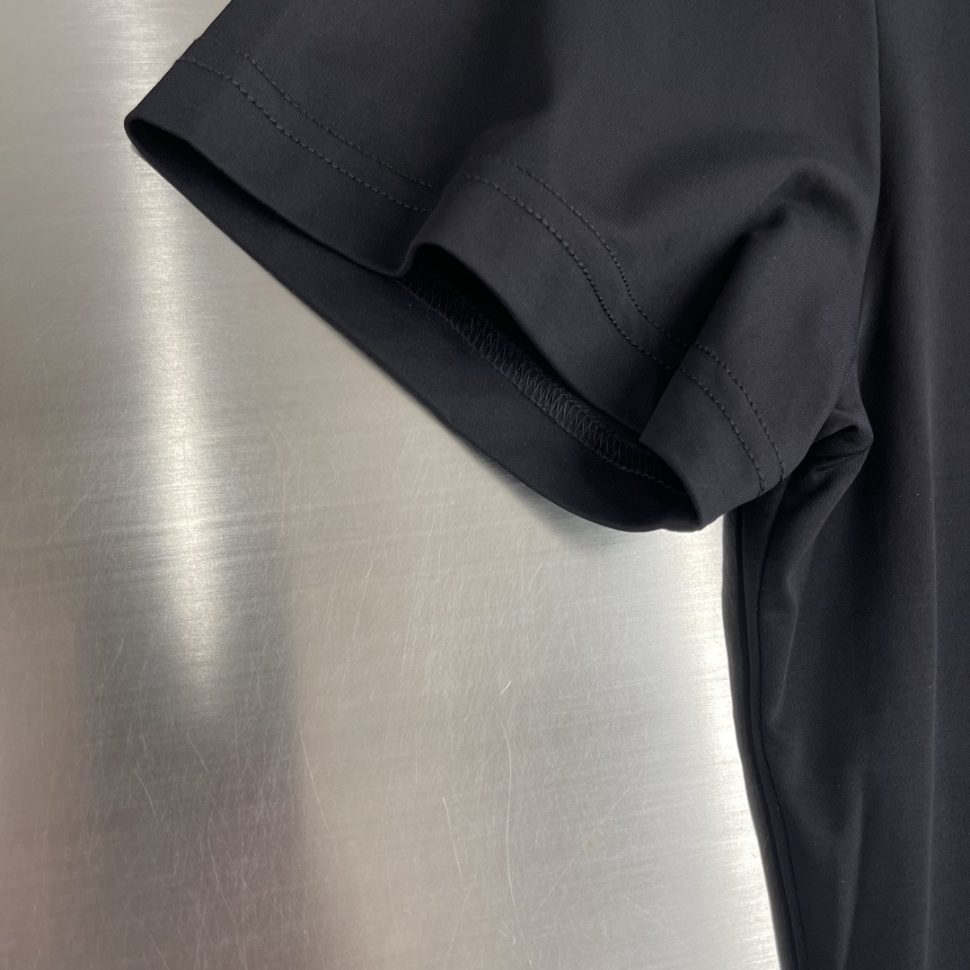 -BBR 100%纯正血统品质，2025春夏新品战马刺绣标识男士商务休闲简约圆领短袖T恤！颇具法式风格的