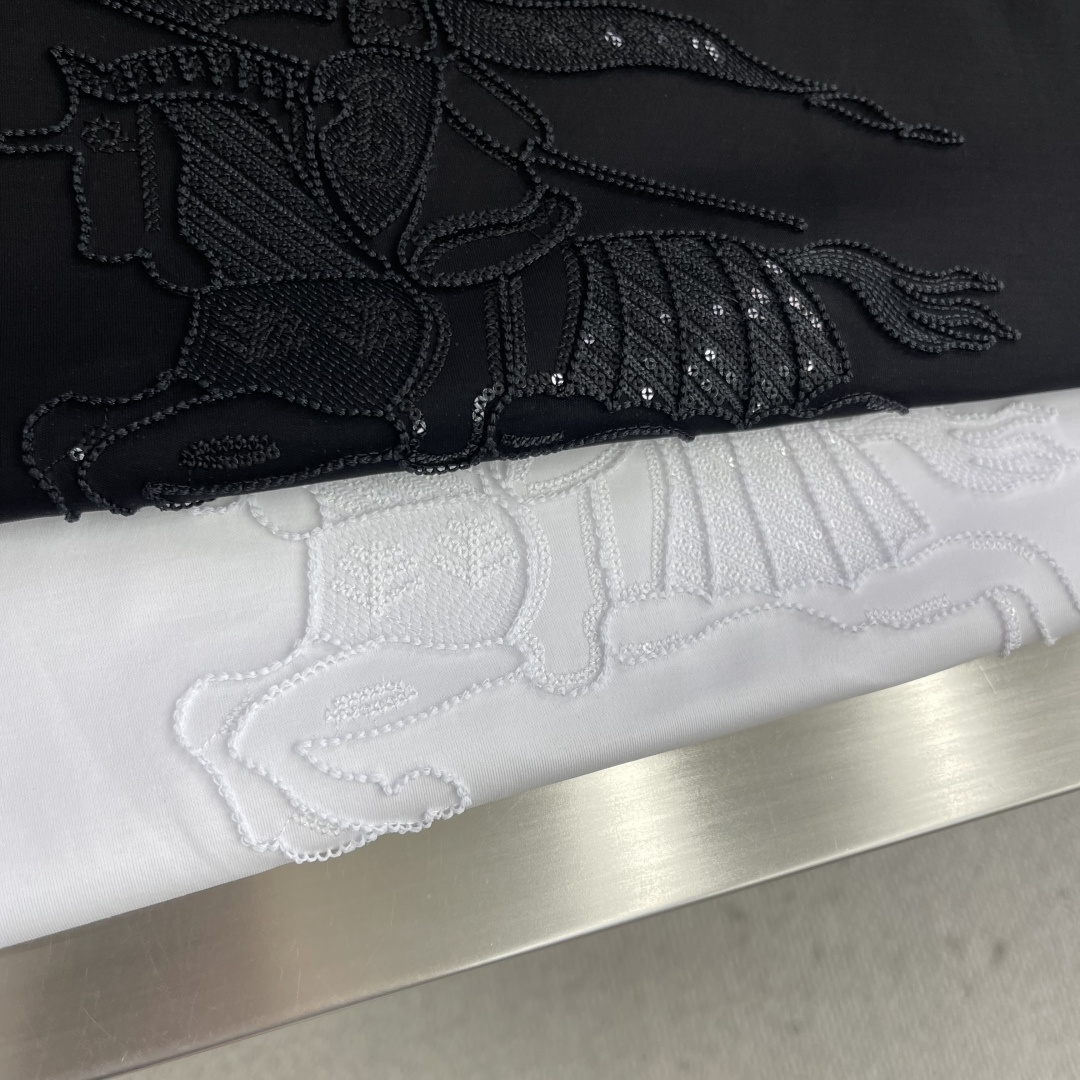 -BBR 100%纯正血统品质，2025春夏新品战马刺绣标识男士商务休闲简约圆领短袖T恤！颇具法式风格的