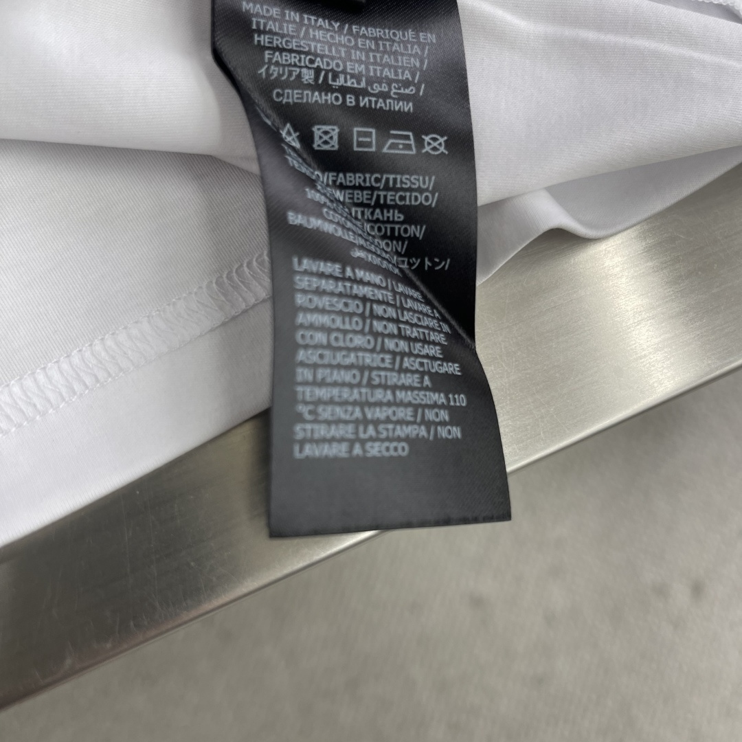 -BBR 100%纯正血统品质，2025春夏新品战马刺绣标识男士商务休闲简约圆领短袖T恤！颇具法式风格的