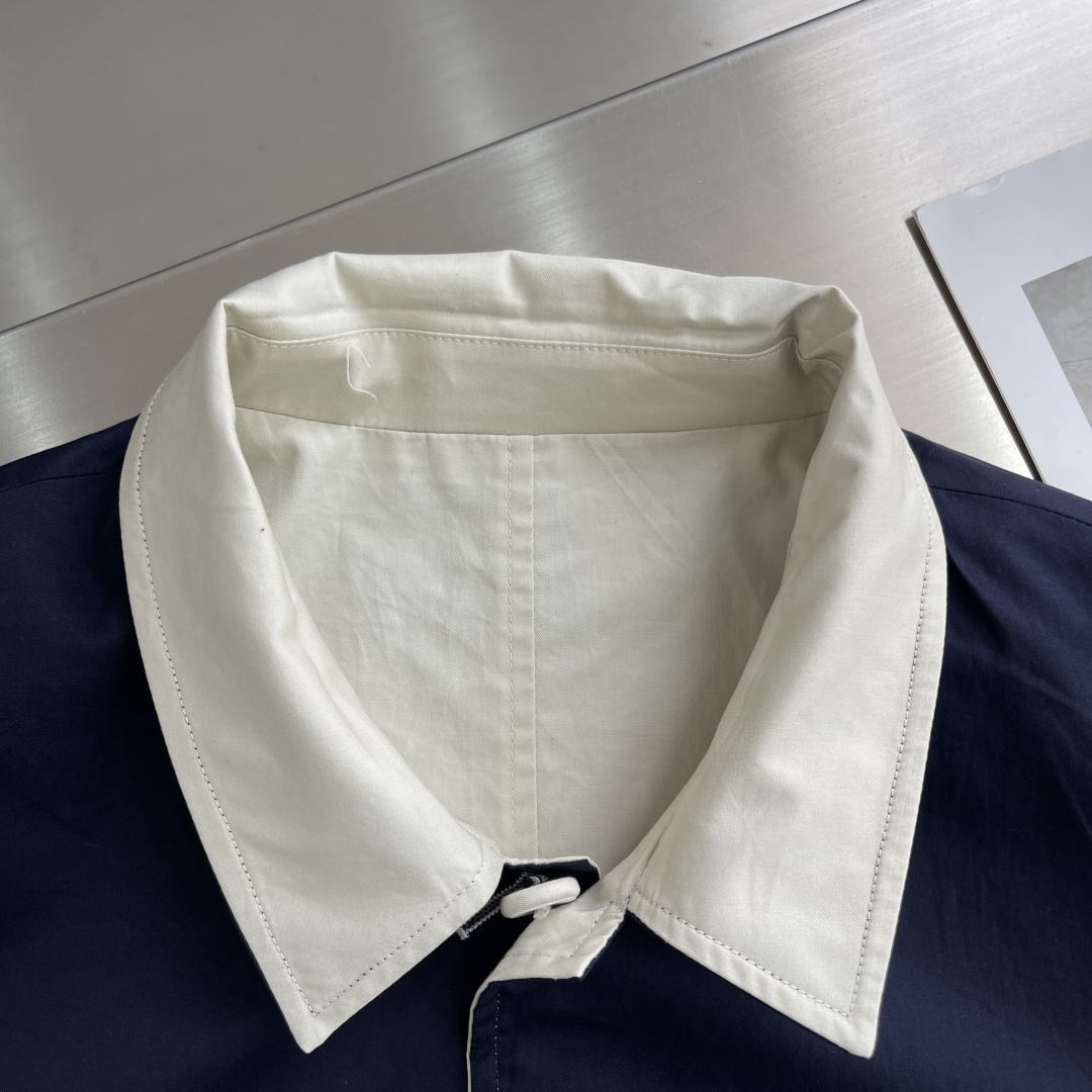 -Dio 2025秋冬新款双面穿着夹克外套选用100%进口西班牙贡缎棉纱线，辅以特殊的水洗刺布工艺，让面