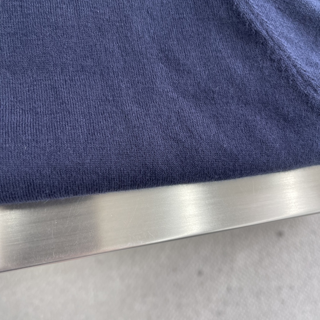 -Loro Piana 25fw新款纯色圆领棉质针织衫 男款 海军蓝码数：48.50.52.54衣长66