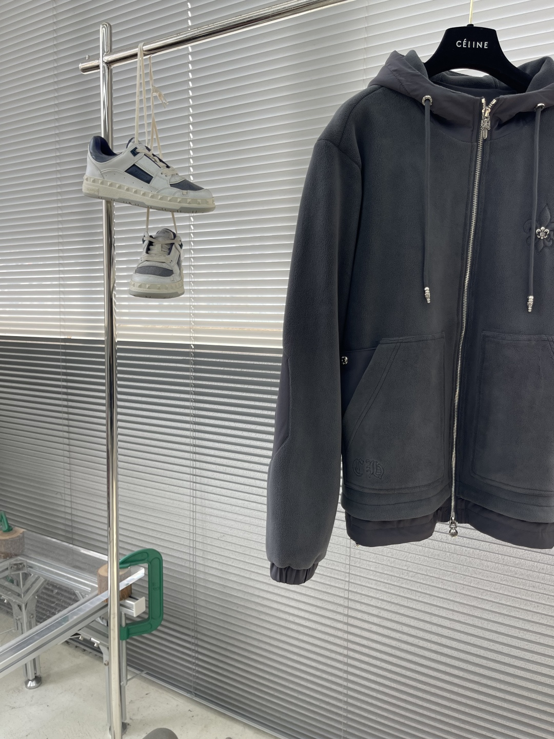 -CH 克罗心 25秋冬新款系列爆版再现 回圈摇粒绒底面料、松版连帽型、正面飾有曼徳拉草刺绣、抽绳连帽衣