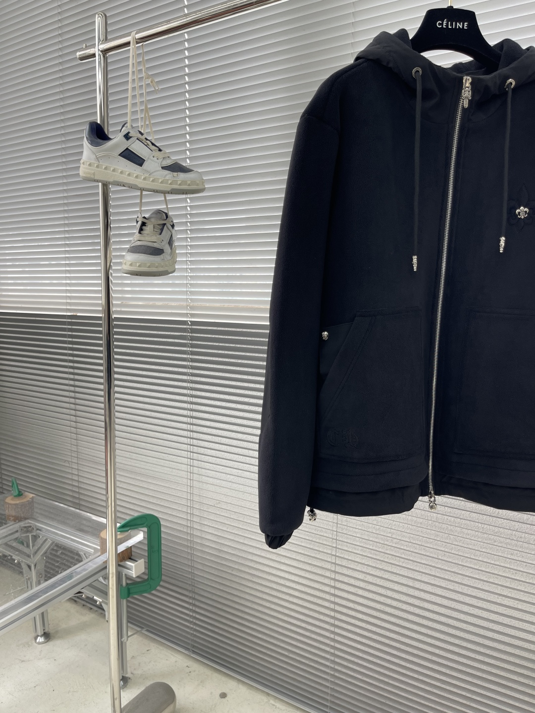 -CH 克罗心 25秋冬新款系列爆版再现 回圈摇粒绒底面料、松版连帽型、正面飾有曼徳拉草刺绣、抽绳连帽衣