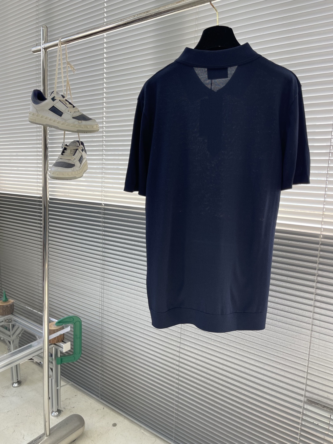 -KITON 25SS春夏新款科技纤维混纺针织翻领短Tee,男士红标拉链门襟斜条纹嵌花针织短袖Polo衫