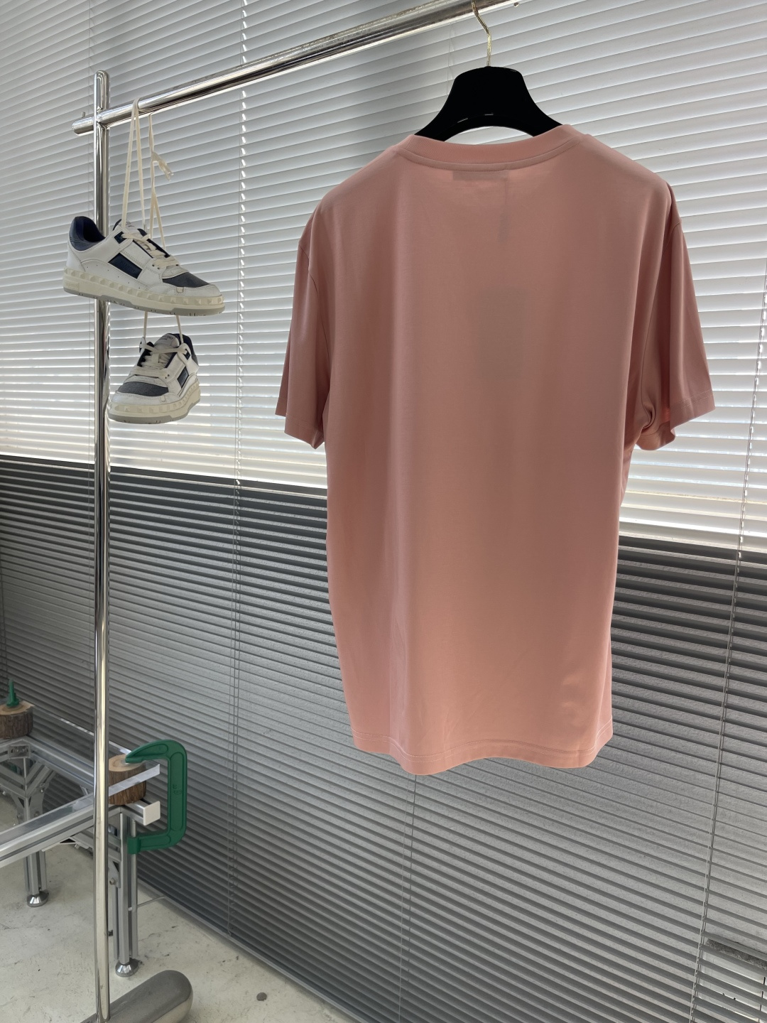 -BBR 100%纯正血统品质，2025春夏新品战马刺绣标识男士商务休闲简约圆领短袖T恤！颇具法式风格的