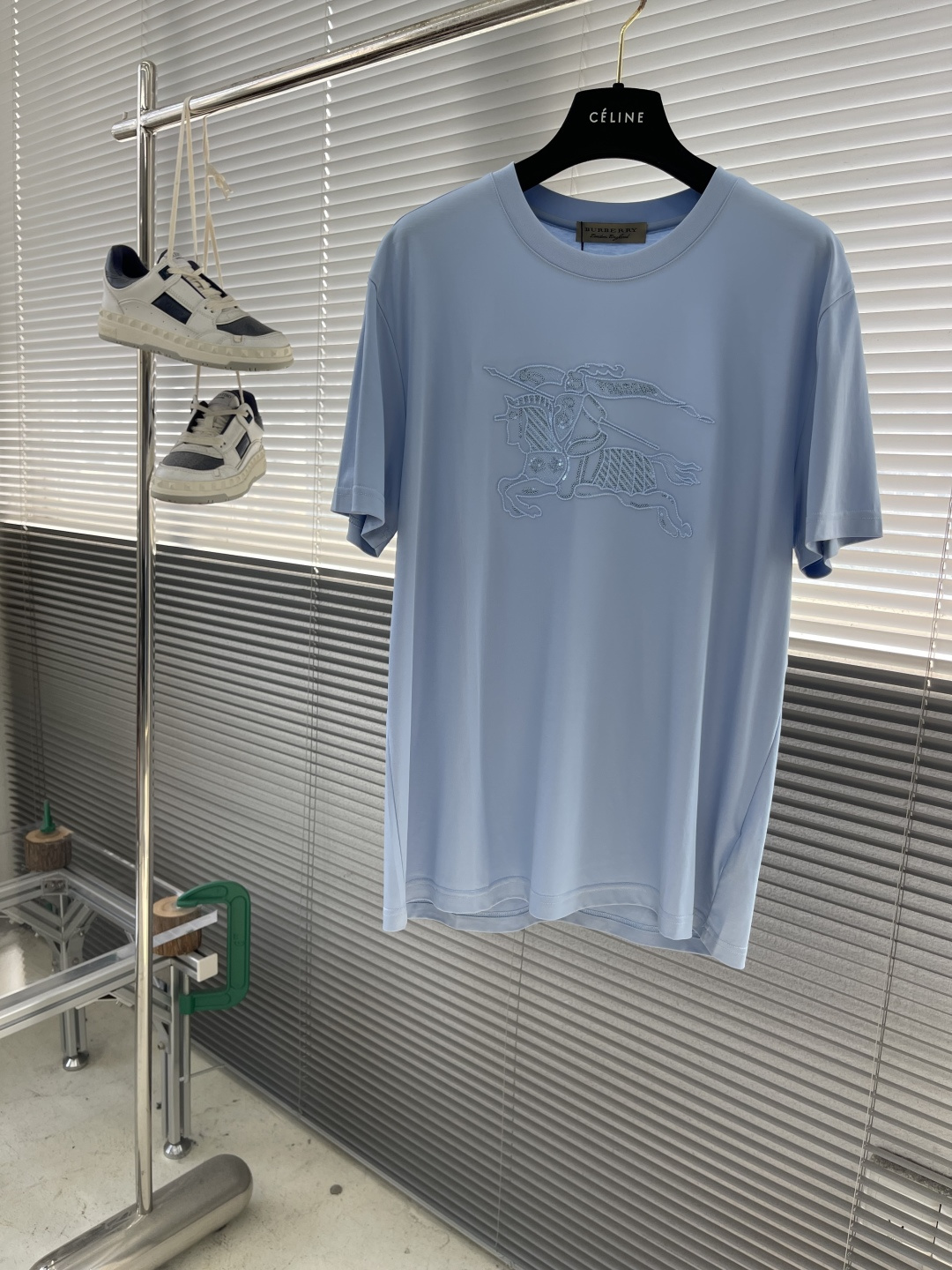 -BBR 100%纯正血统品质，2025春夏新品战马刺绣标识男士商务休闲简约圆领短袖T恤！颇具法式风格的