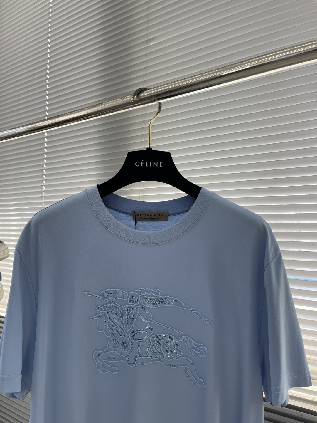 -BBR 100%纯正血统品质，2025春夏新品战马刺绣标识男士商务休闲简约圆领短袖T恤！颇具法式风格的