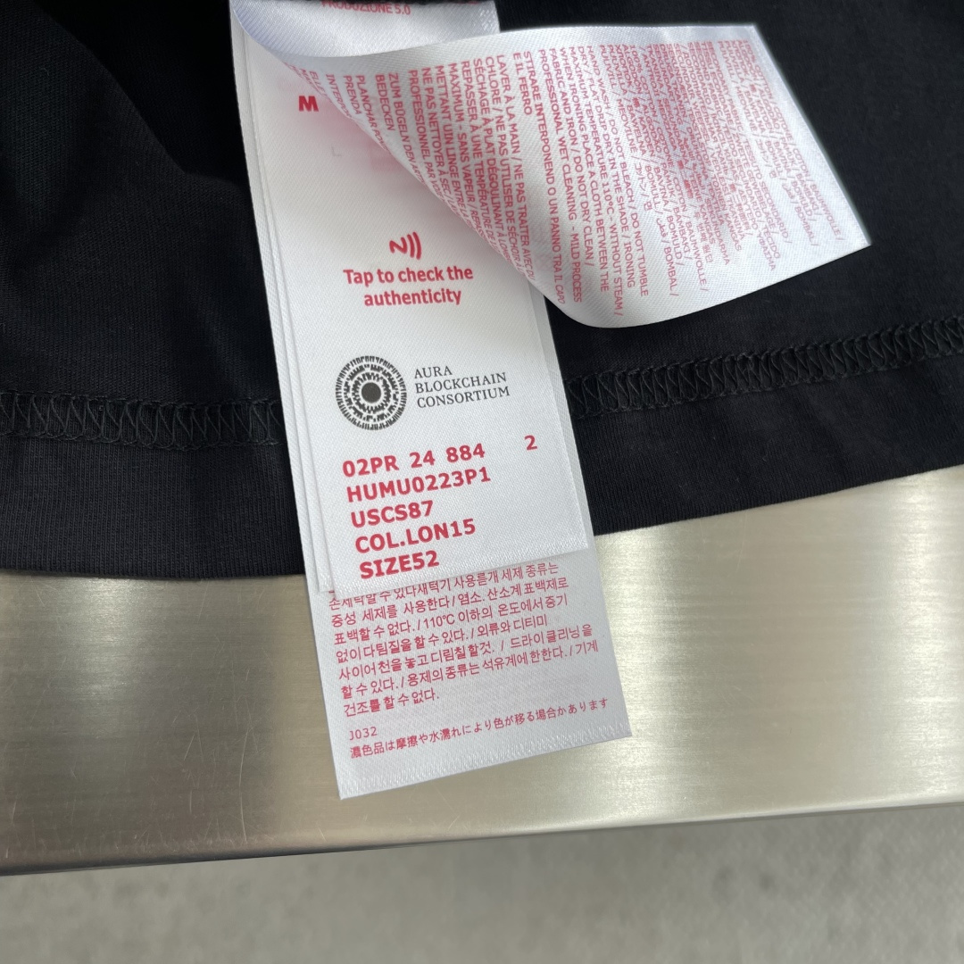 -MARNI 25ss新款圆领Logo贴标平直下摆长袖T恤 男款 码数：46.48.50.52衣长676