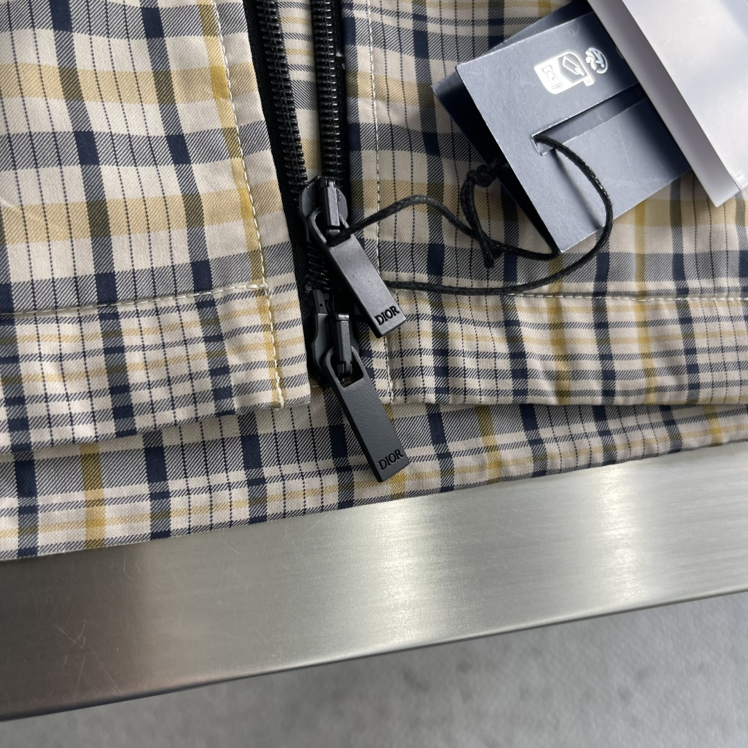 -Dio 25fw新款米色棉质混纺面料格子图案CD Diamond 刺绣拉链夹克衬衫，这款拉链衬衫重新诠