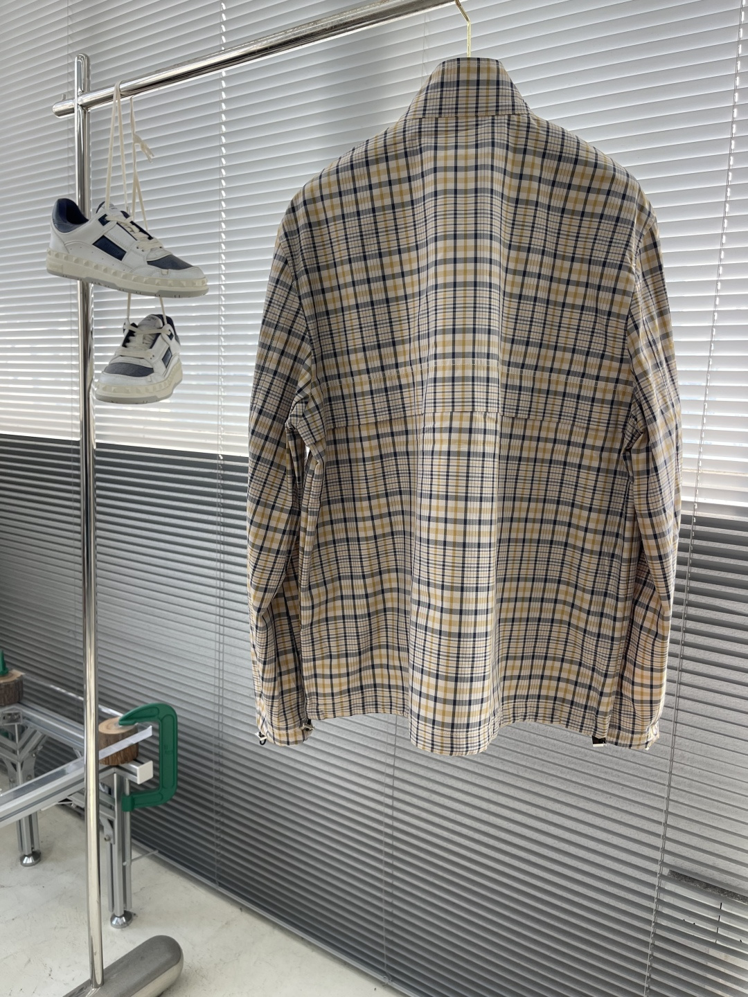 -Dio 25fw新款米色棉质混纺面料格子图案CD Diamond 刺绣拉链夹克衬衫，这款拉链衬衫重新诠