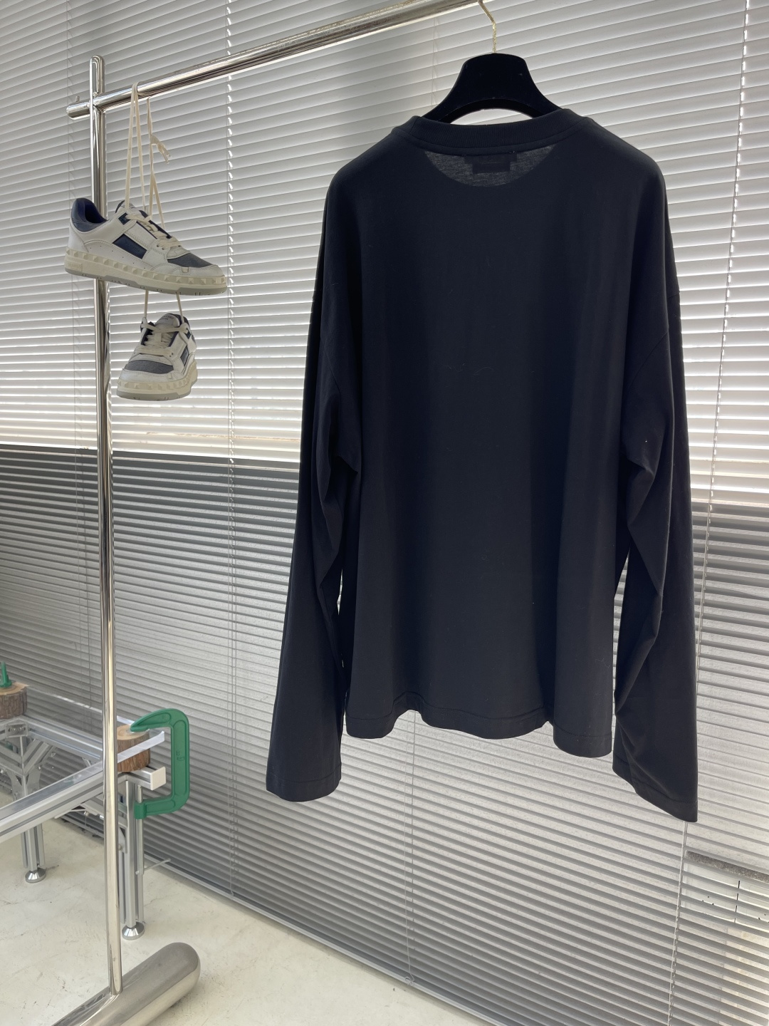 -MARNI 25ss新款圆领Logo贴标平直下摆长袖T恤 男款 码数：46.48.50.52衣长676