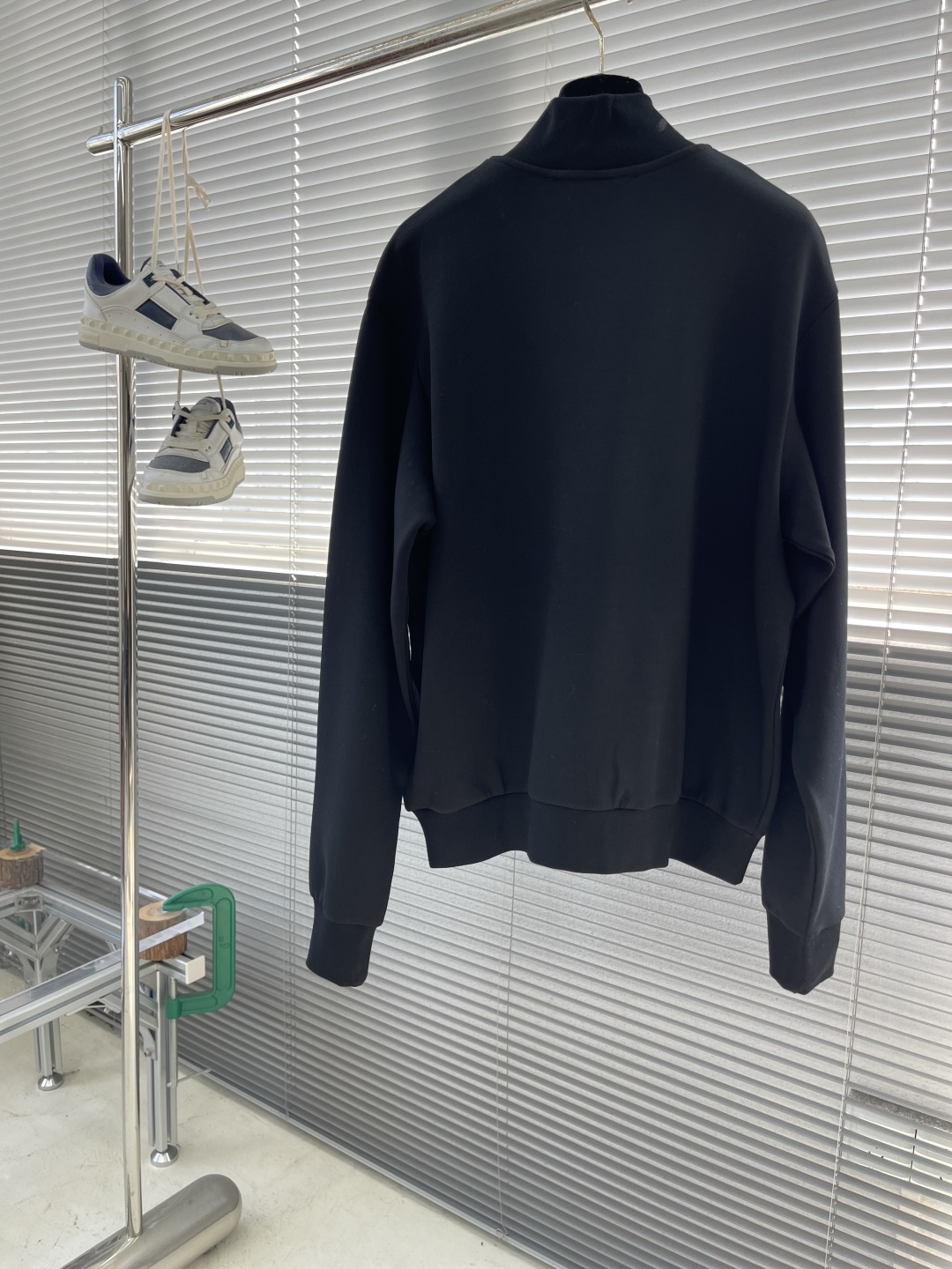 -PRAD 25fw新款棒球服夹克外套，这款棒球服采用百分百进口纯棉面料制作而成，前胸专属P家立体字母l