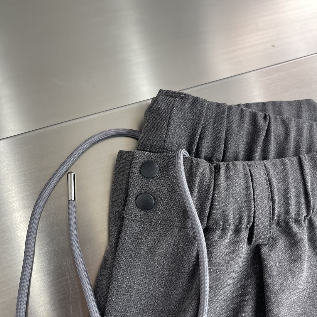 -Y-3 2025 秋冬秀场新款系列Yohji Yamamoto山本秋冬新品精选69%聚氨酯纤维➕18%