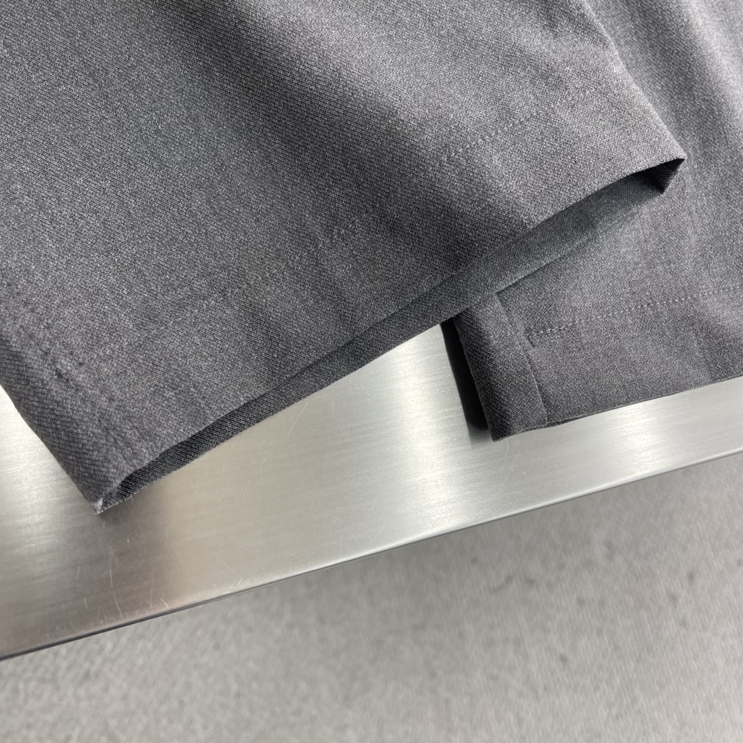 -Y-3 2025 秋冬秀场新款系列Yohji Yamamoto山本秋冬新品精选69%聚氨酯纤维➕18%