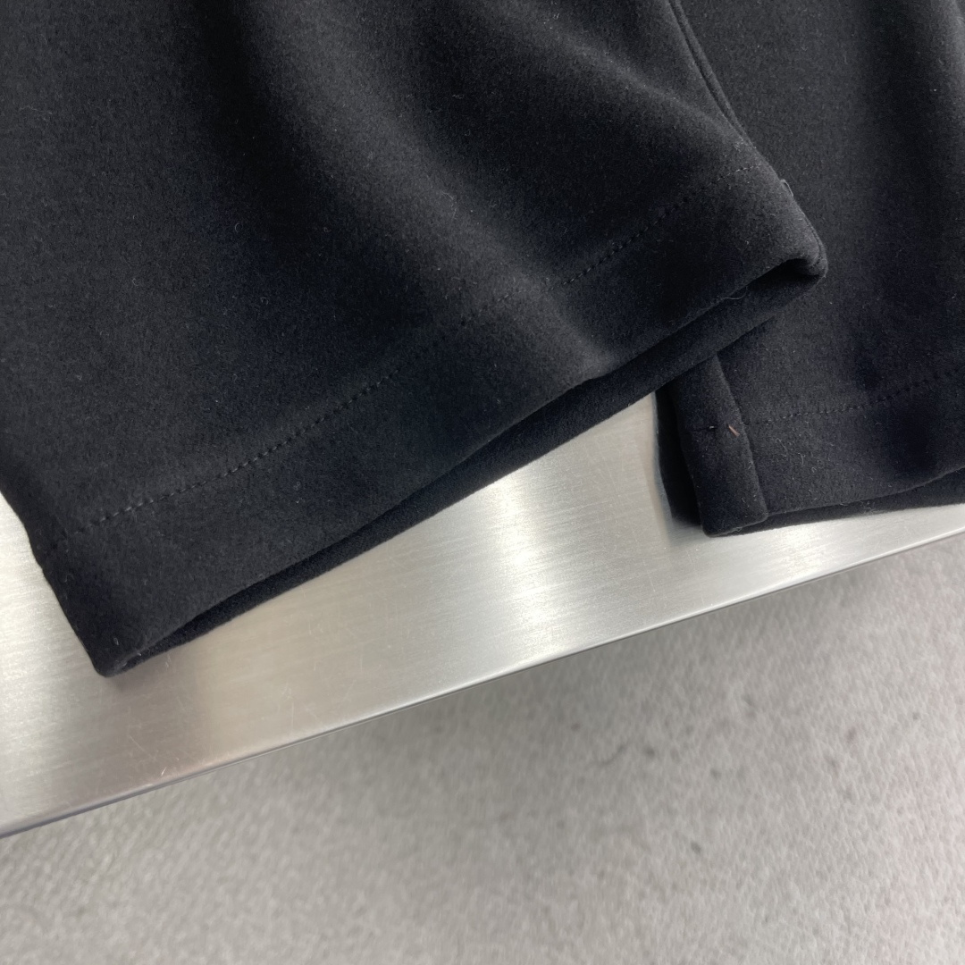 -Loro Piana 25秋冬新款羊毛混纺长裤奢华净享，天然之美。精选羊毛、醋酸纤维、弹力纤维及氨纶四