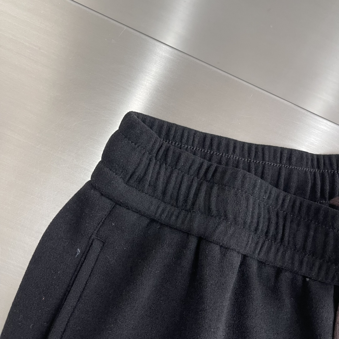 -Loro Piana 25秋冬新款羊毛混纺长裤奢华净享，天然之美。精选羊毛、醋酸纤维、弹力纤维及氨纶四