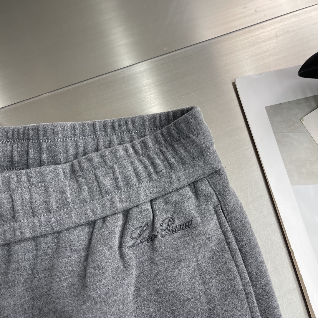 -Loro Piana 25秋冬新款羊毛混纺长裤奢华净享，天然之美。精选羊毛、醋酸纤维、弹力纤维及氨纶四