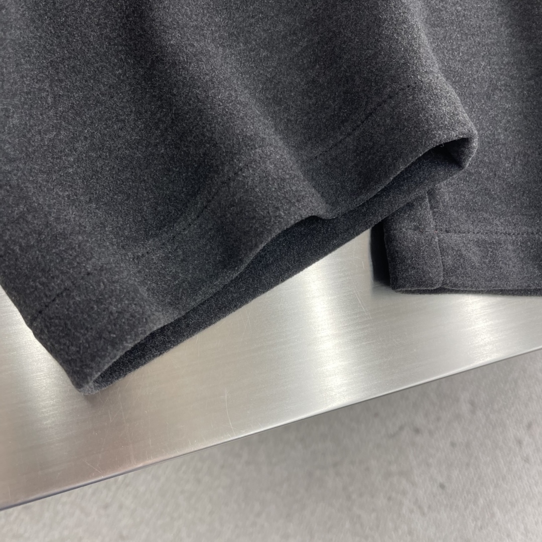 -Loro Piana 25秋冬新款羊毛混纺长裤奢华净享，天然之美。精选羊毛、醋酸纤维、弹力纤维及氨纶四