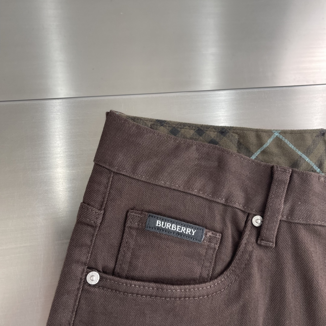 -BBR 25FW秋冬最新款休闲牛仔裤，高端系列，面料带弹力，舒适度高，腰头经典格子双包设计，小直筒版型