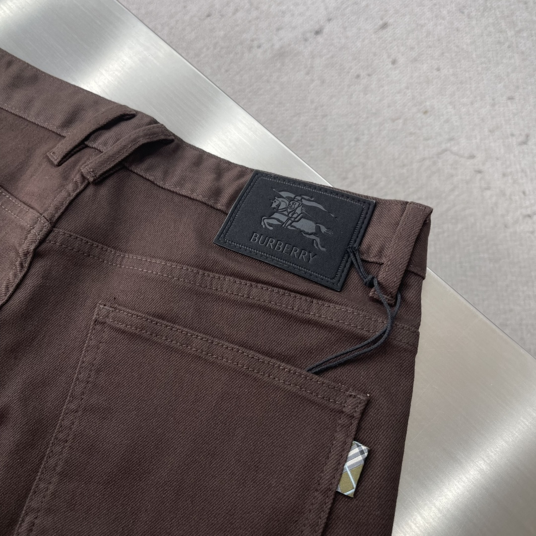 -BBR 25FW秋冬最新款休闲牛仔裤，高端系列，面料带弹力，舒适度高，腰头经典格子双包设计，小直筒版型