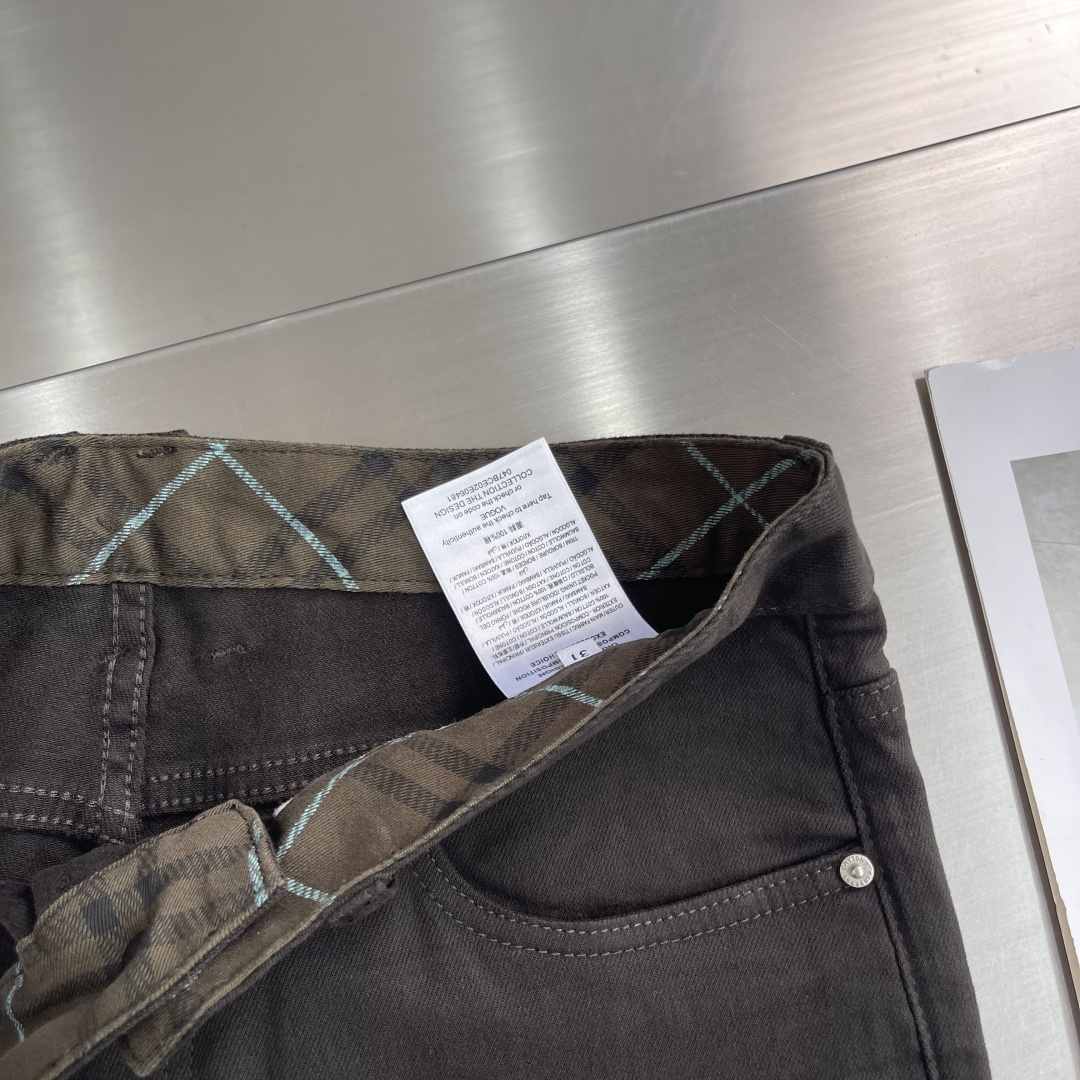 -BBR 25FW秋冬最新款休闲牛仔裤，高端系列，面料带弹力，舒适度高，腰头经典格子双包设计，小直筒版型