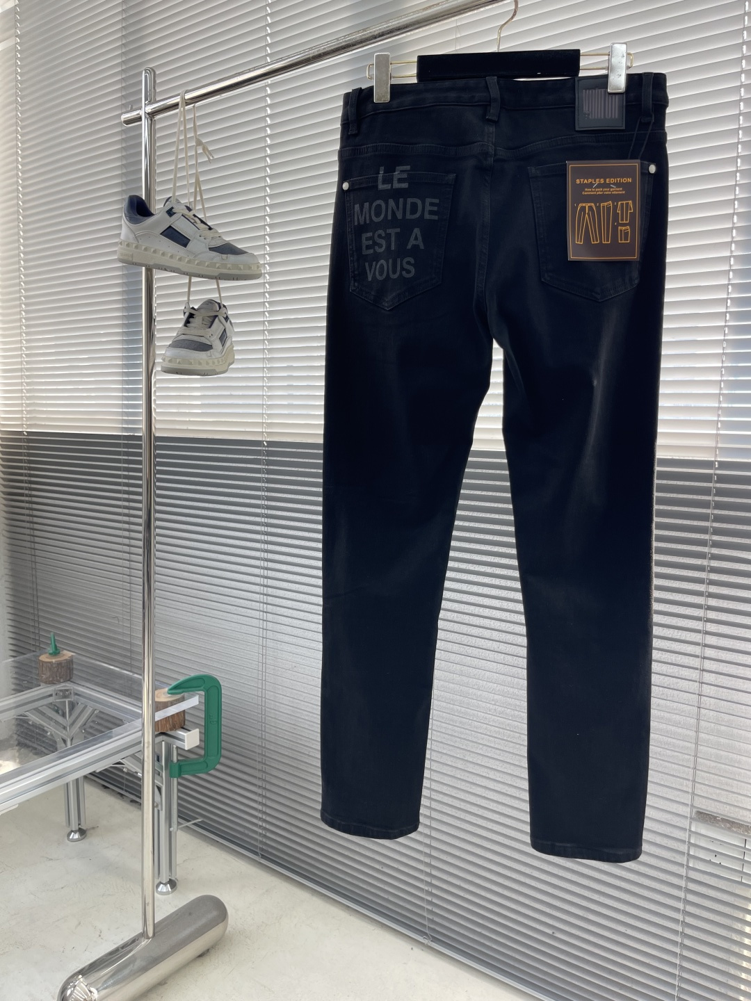 -驴牌 25FW秋冬新款牛仔裤，高端品质，面料超级柔软舒适 小直筒版型，上身修长，万能搭配款码数: 29