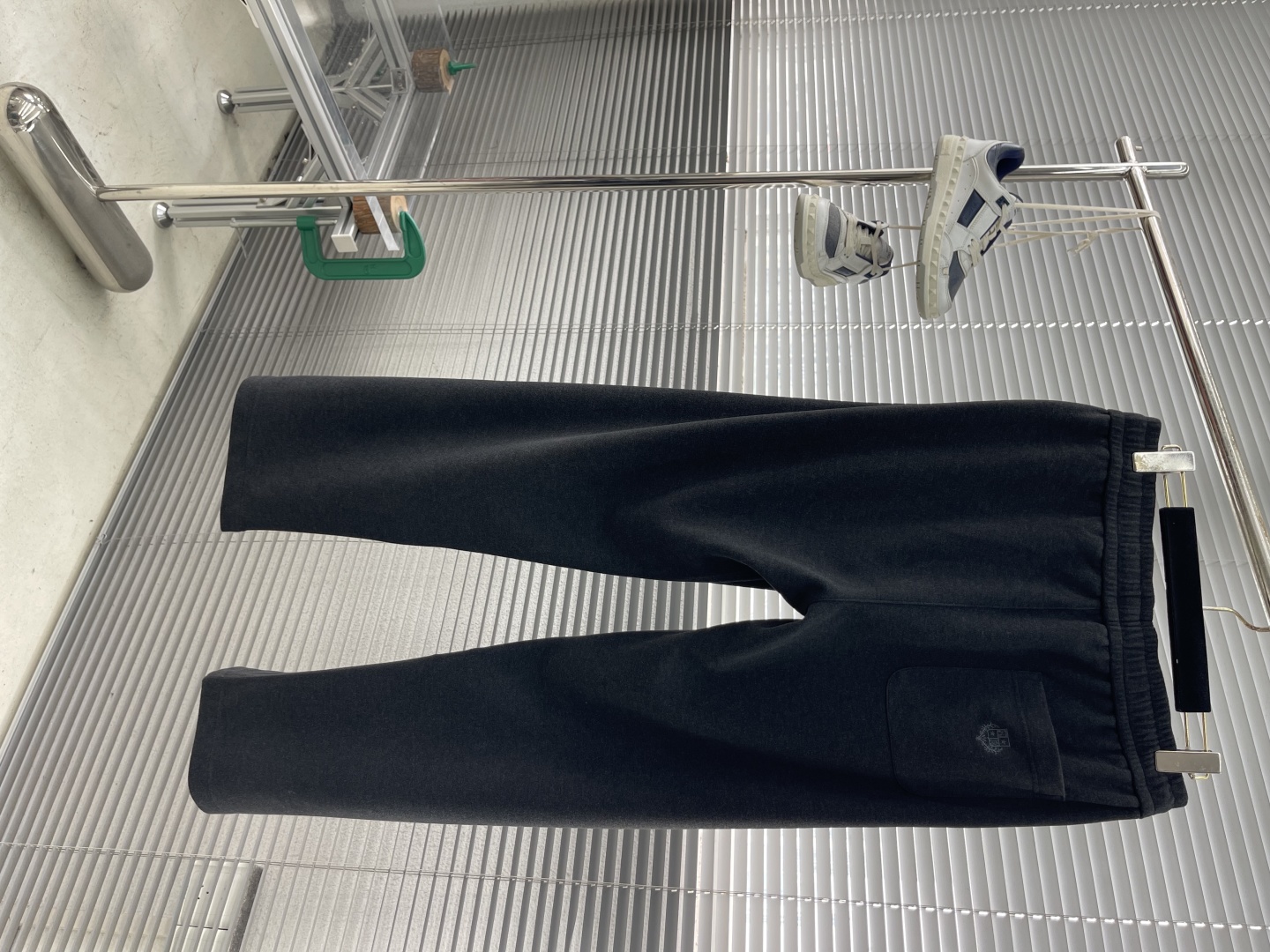 -Loro Piana 25秋冬新款羊毛混纺长裤奢华净享，天然之美。精选羊毛、醋酸纤维、弹力纤维及氨纶四