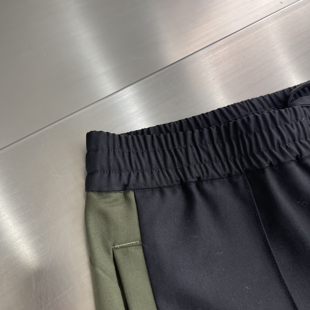 -GUCC 25fw拼接撞色运动休闲裤，侧面拼接卡其 高版本 码数：S.M.L.XL.侧长 102103