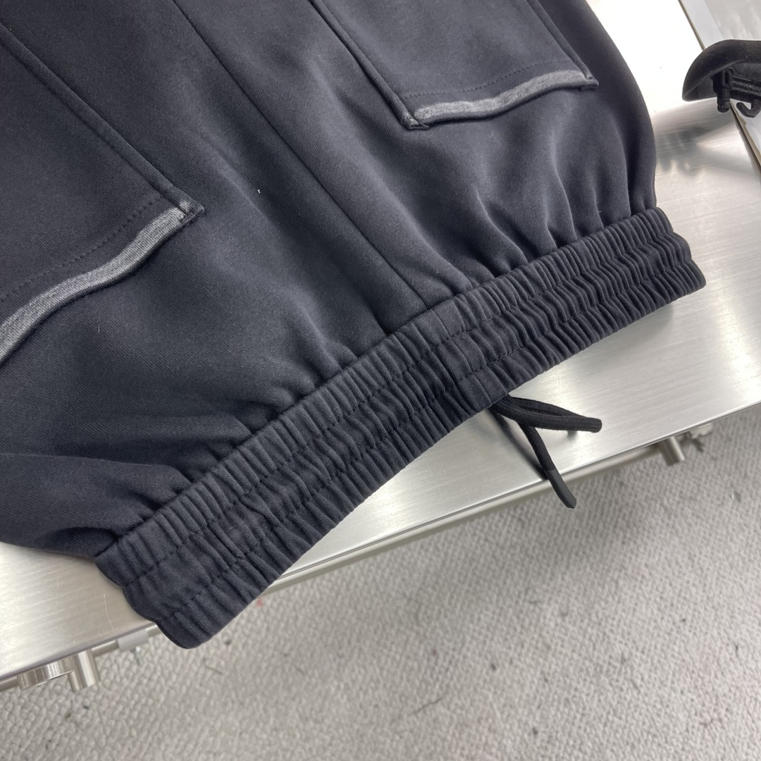 -Balenciag 新款Pu马联名logo字母印花洗水造旧磨卫裤，复古洗水造旧工艺 手工刷白，定制面料