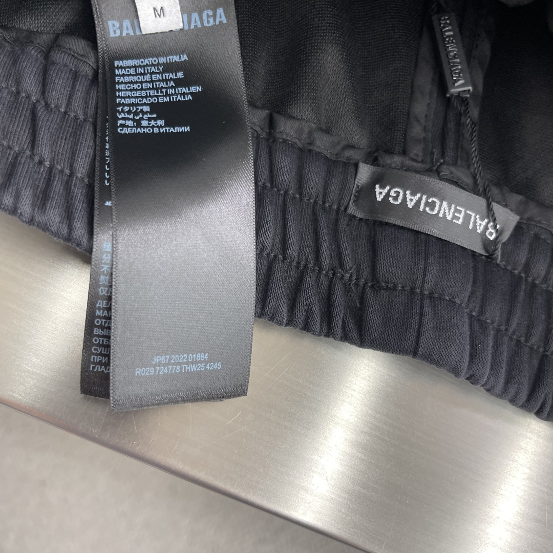 -Balenciag 三叶草联名 2025早秋新品 针织棉加厚面料男士运动户外休闲裤 每季必出的类型，无