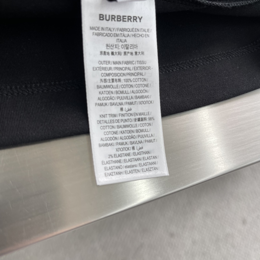 -BBR 2025秋冬新款长袖打底T恤。定制面料，胸前标志性配色logo，舒适性与透气性兼优，柔软抗皱弹